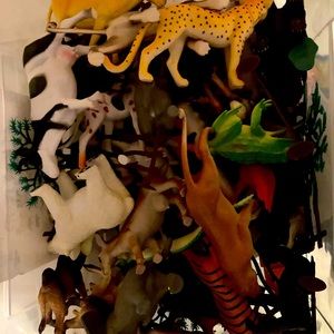 Tote of animal figurines. Asst. farm/wild/ocean